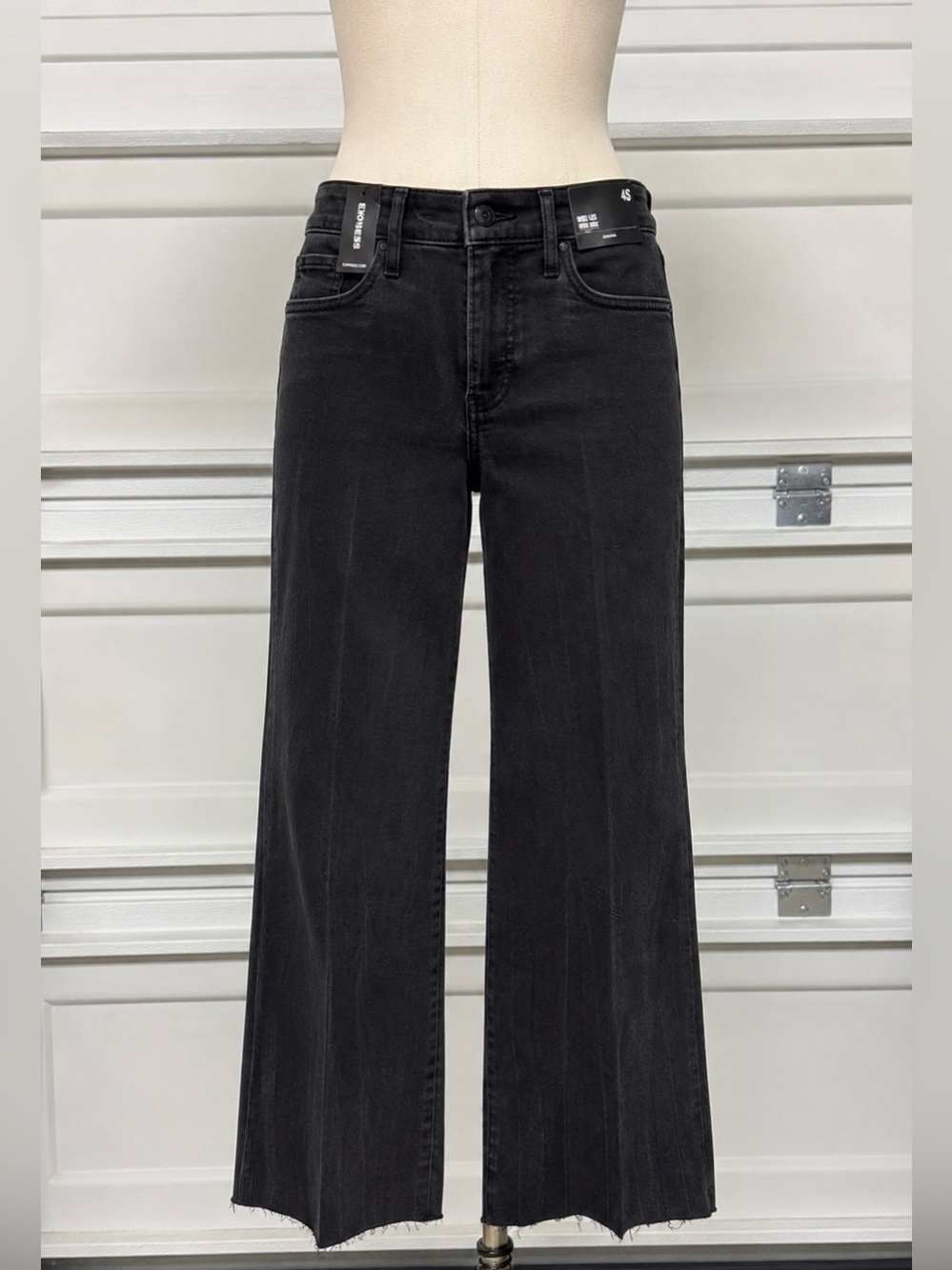 Express Wide Leg High Rise Jeans Size 4 Short New Black
